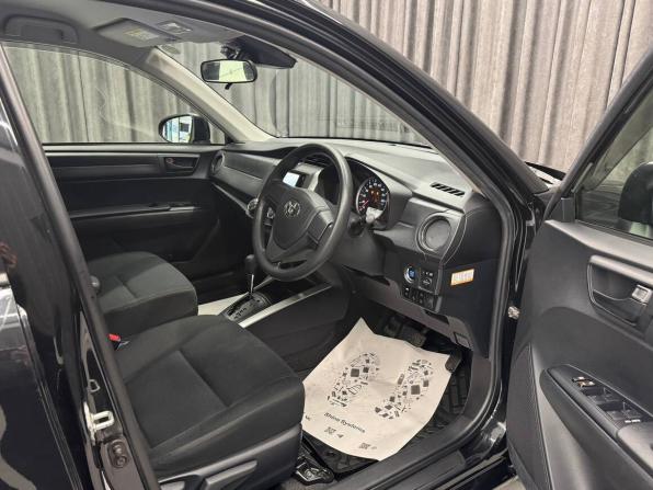 Toyota Corolla XI (E160 E170) Рестайлинг 2 с пробегом 2019 года, цена 1 570 000 рублей, 57000 км, универсал, Автокод Объявления