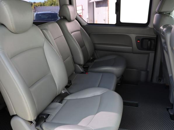 Hyundai Grand Starex I Рестайлинг с пробегом 2017 года, цена 2 349 000 рублей, 156000 км, минивэн, Автокод Объявления