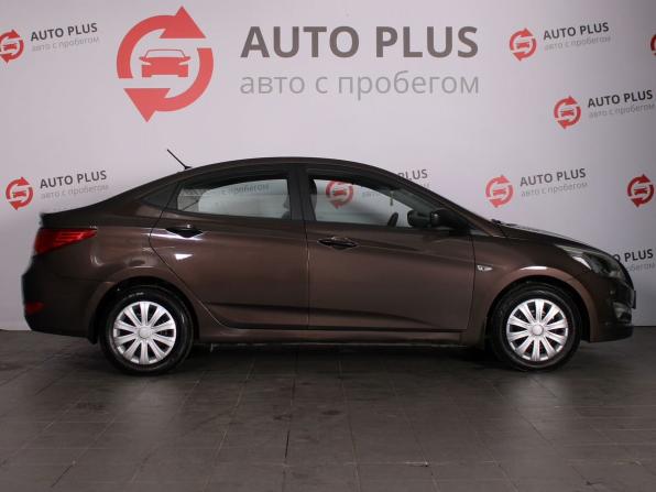 Hyundai Solaris I Рестайлинг с пробегом 2015 года, цена 1 000 000 рублей, 112657 км, седан, Автокод Объявления