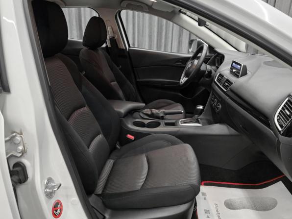 Mazda 3 III (BM) с пробегом 2013 года, цена 1 275 000 рублей, 64000 км, седан, Автокод Объявления