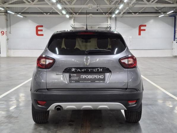 Renault Kaptur I с пробегом 2018 года, цена 1 305 000 рублей, 158841 км, внедорожник, Автокод Объявления
