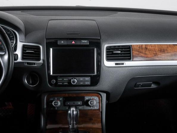 Volkswagen Touareg II с пробегом 2010 года, цена 1 690 000 рублей, 282598 км, внедорожник, Автокод Объявления