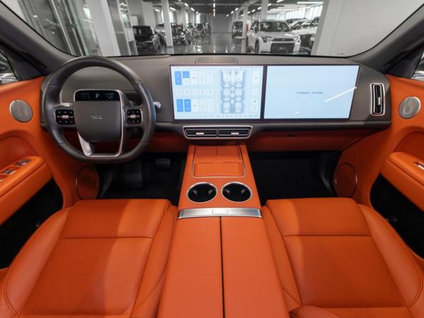 Li Auto (Lixiang) L9 I с пробегом 2023 года, цена 6 620 000 рублей, 39653 км, внедорожник, Автокод Объявления