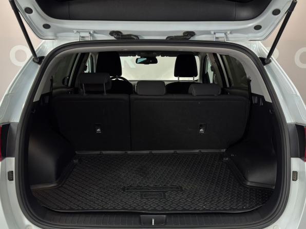 Kia Sportage IV Рестайлинг с пробегом 2019 года, цена 2 349 000 рублей, 52061 км, внедорожник, Автокод Объявления