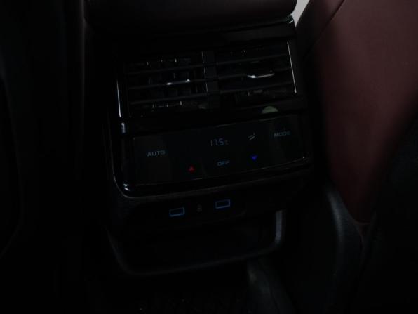 Geely Monjaro I с пробегом 2023 года, цена 3 098 000 рублей, 58424 км, внедорожник, Автокод Объявления