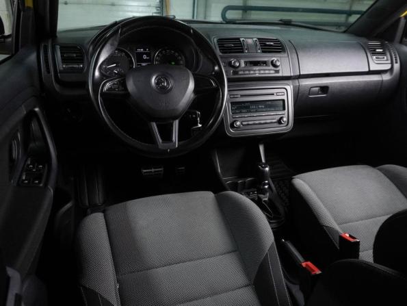 Skoda Fabia II Рестайлинг с пробегом 2014 года, цена 849 000 рублей, 145347 км, хэтчбек, Автокод Объявления