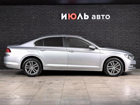 Volkswagen Passat B8 с пробегом 2017 года, цена 1 745 000 рублей, 198761 км, седан, Автокод Объявления