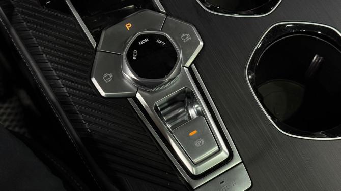 Changan UNI-K с пробегом 2023 года, цена 2 985 000 рублей, 8250 км, внедорожник, Автокод Объявления