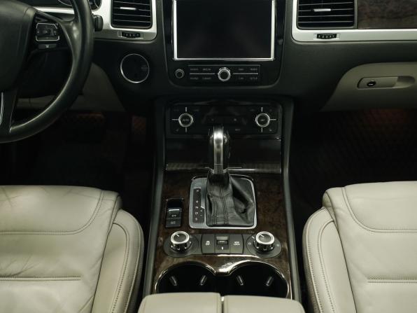 Volkswagen Touareg II с пробегом 2012 года, цена 2 464 000 рублей, 121383 км, внедорожник, Автокод Объявления
