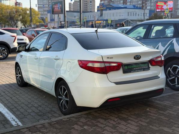 Kia Rio III с пробегом 2014 года, цена 698 000 рублей, 132320 км, седан, Автокод Объявления
