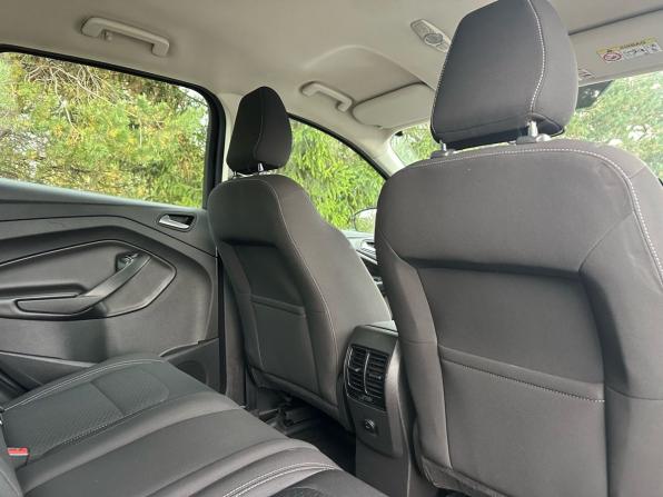 Ford Kuga II Рестайлинг с пробегом 2018 года, цена 1 249 000 рублей, 258492 км, внедорожник, Автокод Объявления