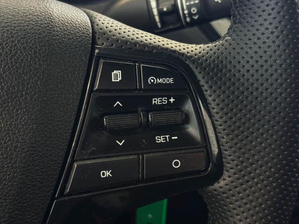 Hyundai Solaris II Рестайлинг с пробегом 2021 года, цена 1 345 000 рублей, 164053 км, седан, Автокод Объявления