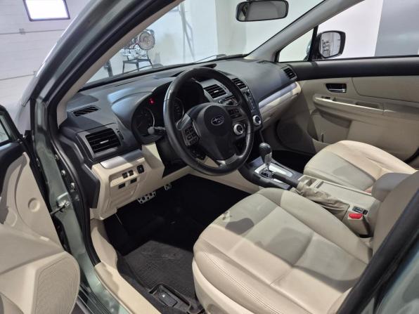 Subaru XV I с пробегом 2014 года, цена 1 419 000 рублей, 97842 км, внедорожник, Автокод Объявления