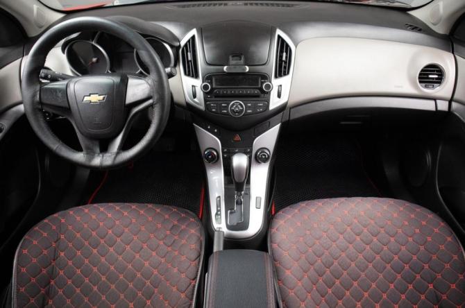 Chevrolet Cruze I Рестайлинг с пробегом 2013 года, цена 699 000 рублей, 268270 км, седан, Автокод Объявления