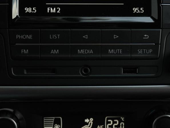Volkswagen Polo V Рестайлинг с пробегом 2015 года, цена 1 229 000 рублей, 77236 км, седан, Автокод Объявления