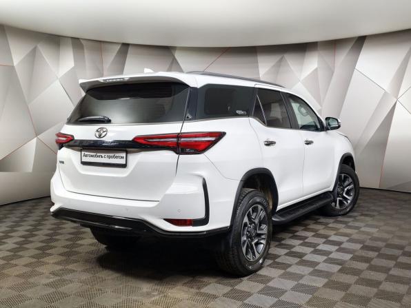 Toyota Fortuner II Рестайлинг с пробегом 2021 года, цена 4 395 000 рублей, 47432 км, внедорожник, Автокод Объявления