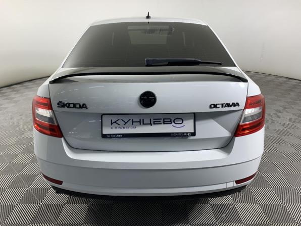 Skoda Octavia III (A7) Рестайлинг с пробегом 2019 года, цена 1 345 000 рублей, 279442 км, лифтбек, Автокод Объявления