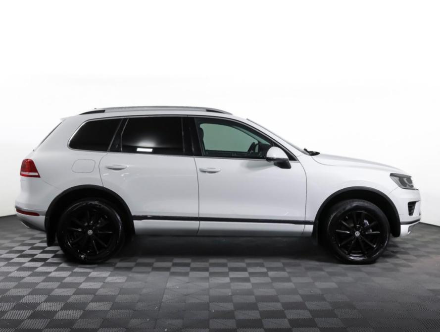 Volkswagen Touareg II Рестайлинг Москва  - изображение 4