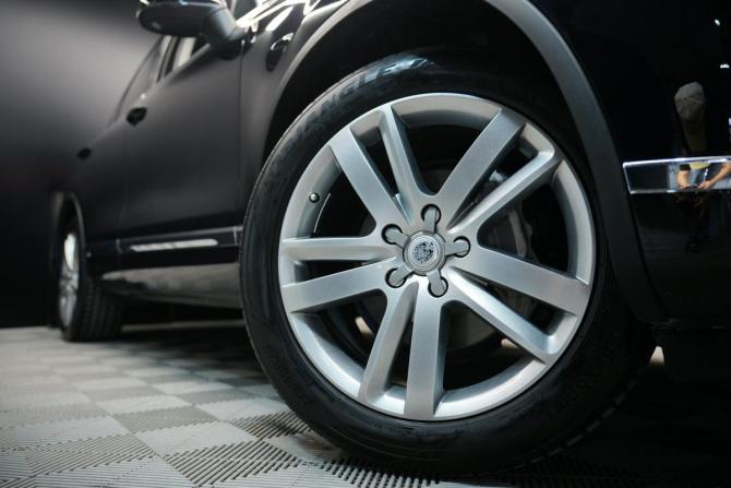 Volkswagen Touareg II Рестайлинг с пробегом 2015 года, цена 2 740 000 рублей, 239463 км, внедорожник, Автокод Объявления