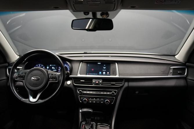 Kia Optima IV с пробегом 2018 года, цена 1 644 000 рублей, 215524 км, седан, Автокод Объявления