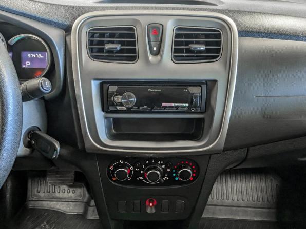 Renault Logan II Рестайлинг с пробегом 2021 года, цена 1 074 500 рублей, 97464 км, седан, Автокод Объявления