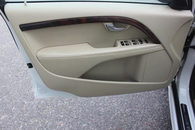 Volvo S80 II Рестайлинг с пробегом 2011 года, цена 870 000 рублей, 336664 км, седан, Автокод Объявления