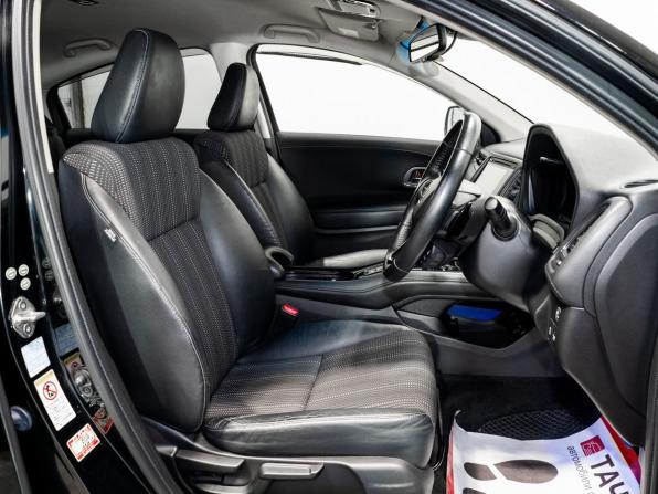 Honda Vezel I с пробегом 2014 года, цена 1 370 000 рублей, 132800 км, внедорожник, Автокод Объявления