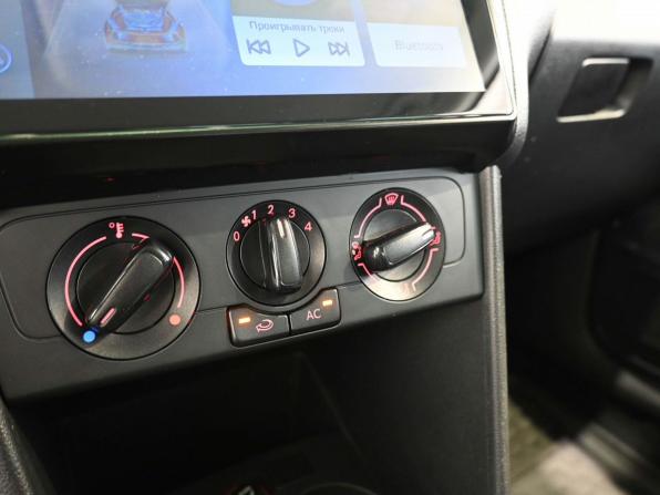 Volkswagen Polo V с пробегом 2012 года, цена 789 900 рублей, 218000 км, седан, Автокод Объявления