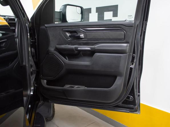 Ram 1500 V с пробегом 2022 года, цена 13 499 000 рублей, 16300 км, offers.body_type.unknown, Автокод Объявления