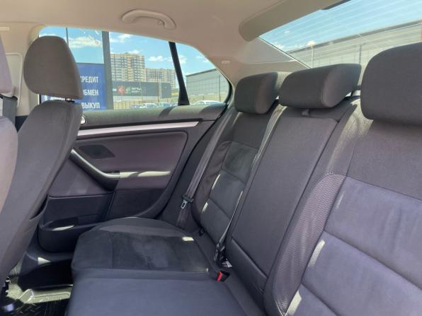 Volkswagen Jetta V с пробегом 2010 года, цена 850 000 рублей, 235000 км, седан, Автокод Объявления