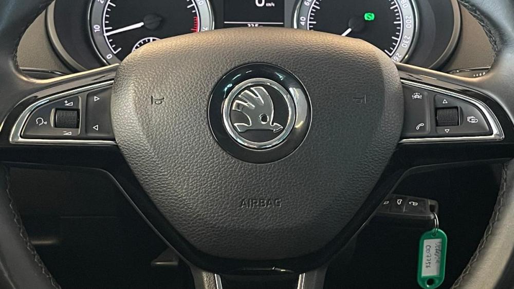 Skoda Octavia III (A7) Санкт-Петербург  - изображение 16