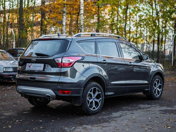 Ford Kuga II Рестайлинг с пробегом 2017 года, цена 1 688 000 рублей, 95148 км, внедорожник, Автокод Объявления