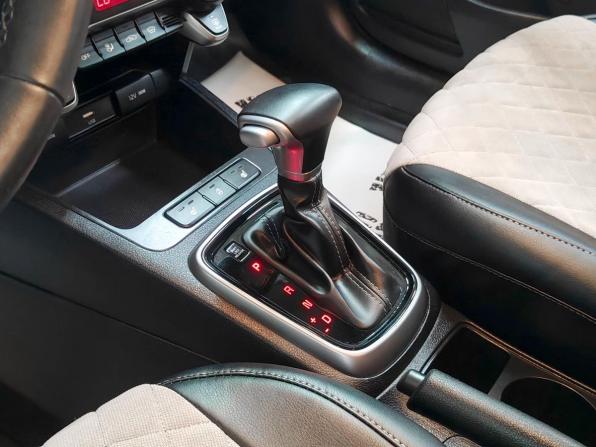Kia Rio IV Рестайлинг с пробегом 2021 года, цена 1 711 500 рублей, 54981 км, хэтчбек, Автокод Объявления