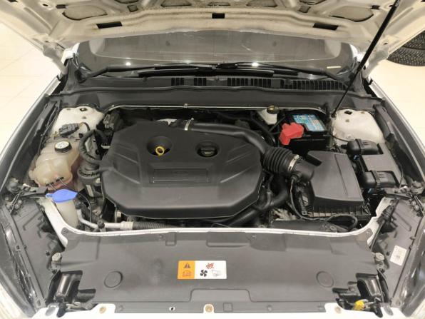 Ford Mondeo V с пробегом 2016 года, цена 1 450 000 рублей, 217000 км, седан, Автокод Объявления