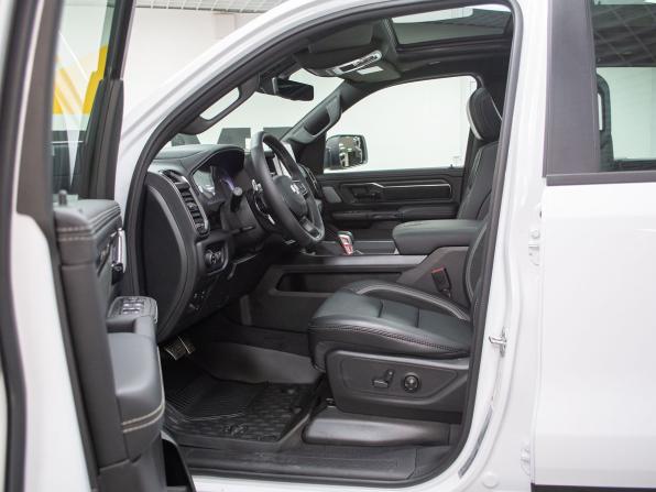 Ram 1500 V Рестайлинг с пробегом 2026 года, цена 10 499 000 рублей, 55 км, offers.body_type.unknown, Автокод Объявления