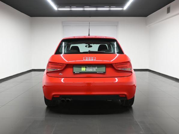 Audi A1 I (8X) с пробегом 2011 года, цена 745 000 рублей, 129837 км, хэтчбек, Автокод Объявления