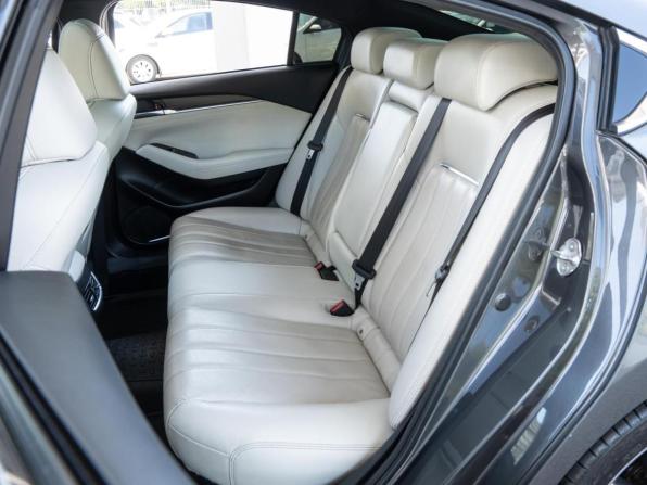 Mazda 6 III (GJ) Рестайлинг 2 с пробегом 2019 года, цена 2 198 000 рублей, 203716 км, седан, Автокод Объявления