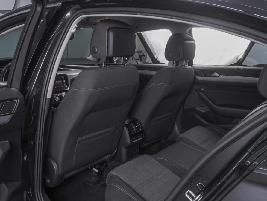 Volkswagen Passat B8 Рестайлинг Ростов-на-Дону  - изображение 11