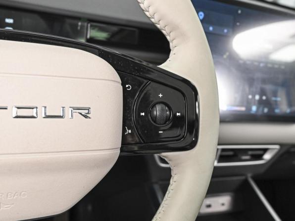 JETOUR DASHING I с пробегом 2023 года, цена 2 048 000 рублей, 12991 км, внедорожник, Автокод Объявления