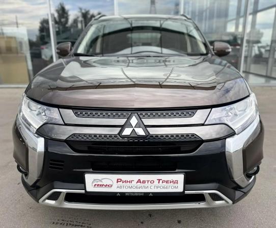 Mitsubishi Outlander III Рестайлинг 3 с пробегом 2021 года, цена 2 450 000 рублей, 83607 км, внедорожник, Автокод Объявления