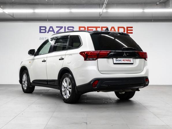 Mitsubishi Outlander III Рестайлинг 2 с пробегом 2015 года, цена 1 450 000 рублей, 188978 км, внедорожник, Автокод Объявления