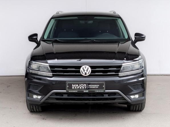 Volkswagen Tiguan II с пробегом 2018 года, цена 2 300 000 рублей, 102720 км, внедорожник, Автокод Объявления