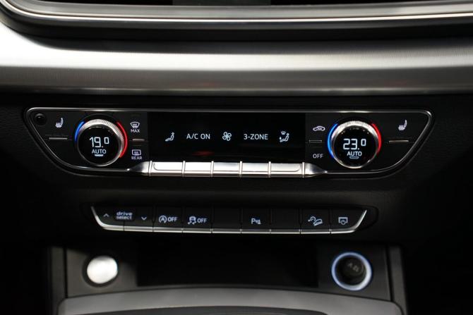 Audi Q5 II (FY) с пробегом 2018 года, цена 3 235 000 рублей, 132000 км, внедорожник, Автокод Объявления
