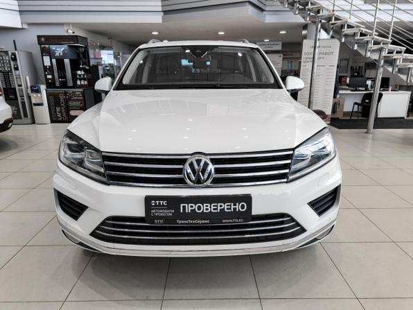 Volkswagen Touareg II Рестайлинг с пробегом 2015 года, цена 2 590 000 рублей, 124500 км, внедорожник, Автокод Объявления