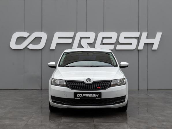 Skoda Rapid I Рестайлинг с пробегом 2018 года, цена 1 040 000 рублей, 190725 км, лифтбек, Автокод Объявления