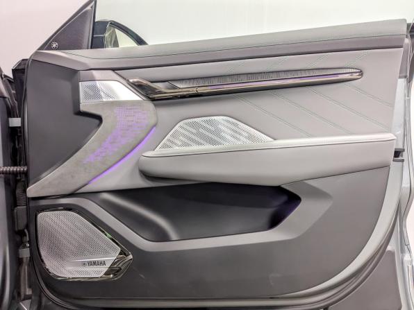 Zeekr 001 I с пробегом 2023 года, цена 4 950 000 рублей, 28324 км, лифтбек, Автокод Объявления