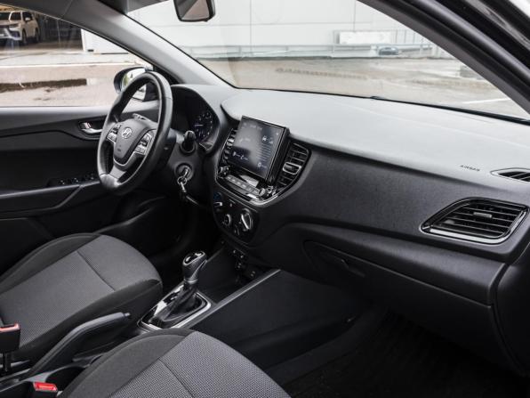 Hyundai Solaris II Рестайлинг с пробегом 2021 года, цена 1 588 000 рублей, 68364 км, седан, Автокод Объявления
