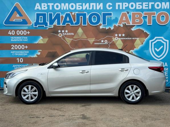Kia Rio IV с пробегом 2018 года, цена 1 400 000 рублей, 87500 км, седан, Автокод Объявления