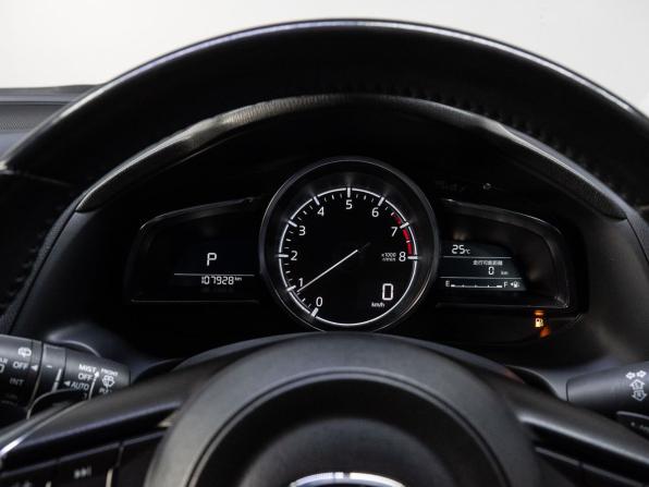 Mazda Axela III Рестайлинг с пробегом 2017 года, цена 1 290 000 рублей, 107928 км, хэтчбек, Автокод Объявления