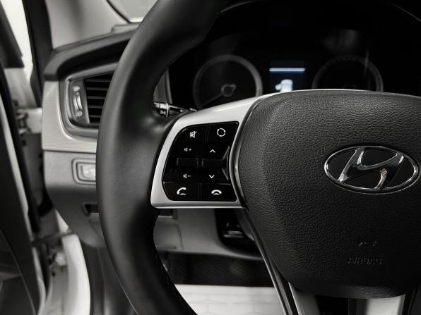 Hyundai Sonata VII (LF) Рестайлинг с пробегом 2018 года, цена 1 620 000 рублей, 167551 км, седан, Автокод Объявления